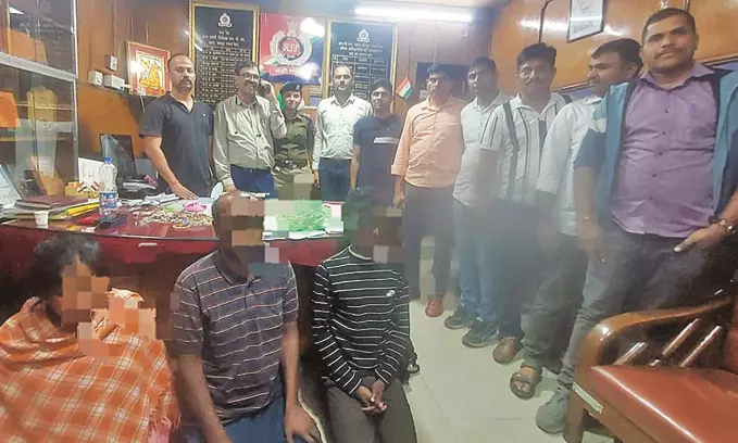 हैदराबाद से चोरी कर भागे थे, नागपुर आरपीएफ ने दबोचा हैदराबाद से चोरी कर भागे थे, नागपुर आरपीएफ ने दबोचा