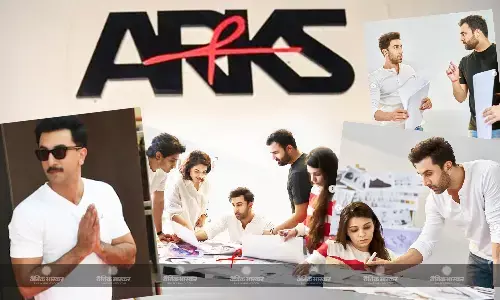 आलिय भट्ट के बाद अब रणबीर कपूर ने लॉन्च किया अपना फैशन ब्रांड ARKS, सोशल मीडिया पर दिखाई झलक, जानिए क्यो हैं खास?