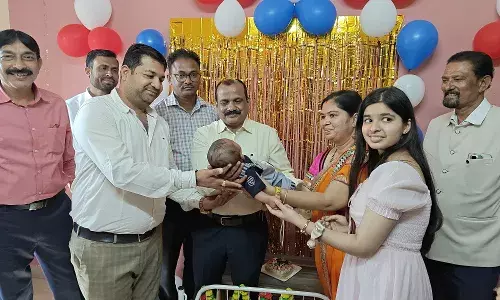 गडचिरोली में मिले पारस की अब इंदौर में होगी परवरिश