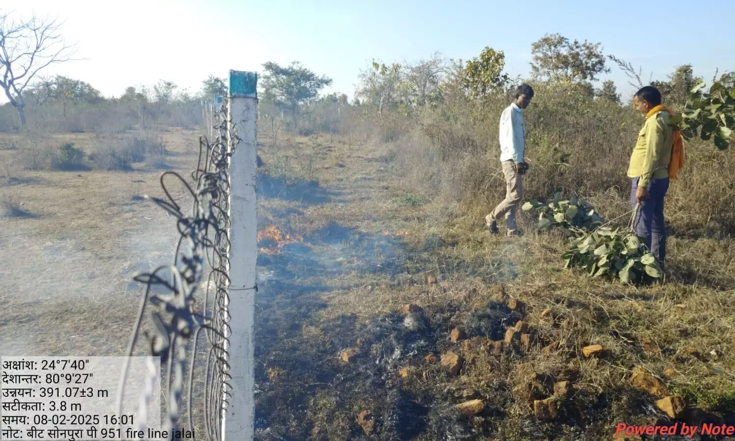 गर्मियों में आग को रोकने के लिए दक्षिण वनमण्डल में चल रहा फायर लाईन कार्य गर्मियों में आग को रोकने के लिए दक्षिण वनमण्डल में चल रहा फायर लाईन कार्य