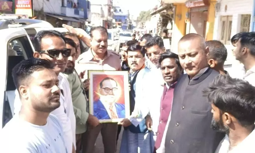 आदिवासी-वनवासी दलित अल्पसंख्यक महासंघ ने किया नेता प्रतिपक्ष का स्वागत आदिवासी-वनवासी दलित अल्पसंख्यक महासंघ ने किया नेता प्रतिपक्ष का स्वागत