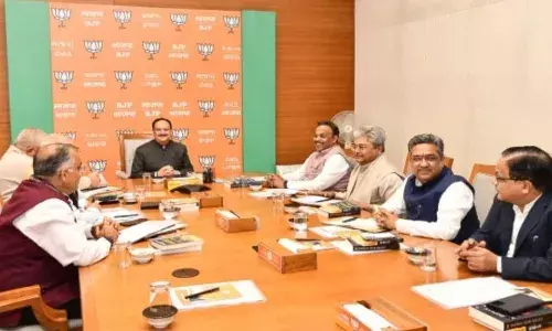 आज होने वाली बीजेपी विधायक दल की बैठक टली, अब 19 को पता चलेगा दिल्ली के मुखिया का नाम, इस दिन होगा शपथ ग्रहण आज होने वाली बीजेपी विधायक दल की बैठक टली, अब 19 को पता चलेगा दिल्ली के मुखिया का नाम, इस दिन होगा शपथ ग्रहण