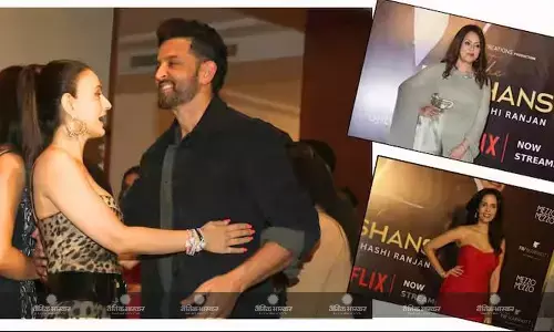 डॉक्यू सीरीज द रोशन्स की सक्सेस पार्टी में पहुंचे तमाम बॉलीवुड सितारे, ऋतिक ने लगाया अमीषा पटेल को गले, तस्वीरें वीडियो वायरल