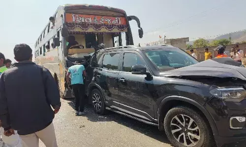 राष्ट्रीय राजमार्ग पर 3 गाडिय़ों की टक्कर, 5 यात्री घायल