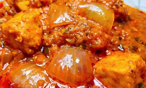 घर पर बनाना है कुछ मार्केट जैसा स्वादिष्ट, तो पनीर दो प्याजा कि इस रेसिपी को करें ट्राई, खाने का मजा हो जाएगा दोगुना घर पर बनाना है कुछ मार्केट जैसा स्वादिष्ट, तो पनीर दो प्याजा कि इस रेसिपी को करें ट्राई, खाने का मजा हो जाएगा दोगुना