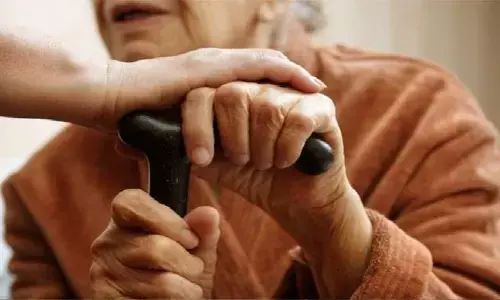 बुजुर्गों के उत्पीड़न को लेकर हाई कोर्ट ने सुनाया अहम फैसला, 50 हजार प्रति माह देने होंगे