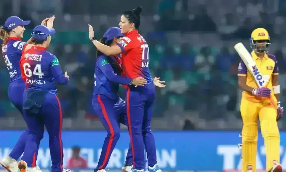 दिल्ली कैपिटल्स को मिली लगातार दूसरी जीत, टूर्नामेंट के छठे मैच में यूपी वॉरियर्स को 7 विकेटों से दी मात दिल्ली कैपिटल्स को मिली लगातार दूसरी जीत, टूर्नामेंट के छठे मैच में यूपी वॉरियर्स को 7 विकेटों से दी मात