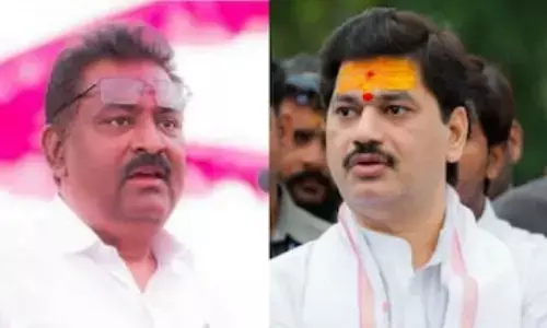 सुरेश धस ने मुंडे के बारे में सब कुछ उगला, 300 करोड़ के भ्रष्टाचार का खुलासा