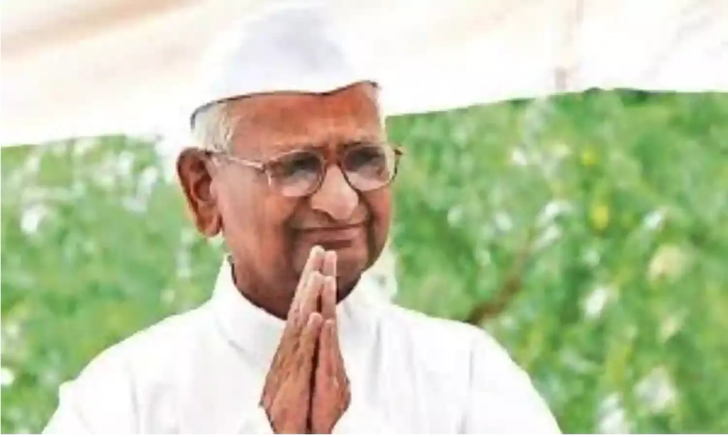 अन्ना हजारे हुए आक्रामक - इशारों इशारों में कोकाटे और मुंडे के इस्तीफे की मांग