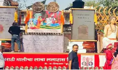 दिल्ली में 98वां मराठी साहित्य महोत्सव शुरू, शोभायात्रा निकली दिल्ली में 98वां मराठी साहित्य महोत्सव शुरू, शोभायात्रा निकली