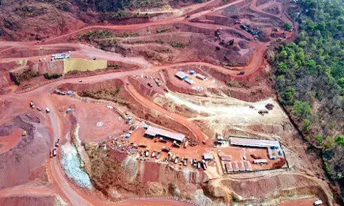 गडचिरोली के 221 गांव हो रहे प्रभावित, 162 करोड़ की निधि पर लगा स्टे