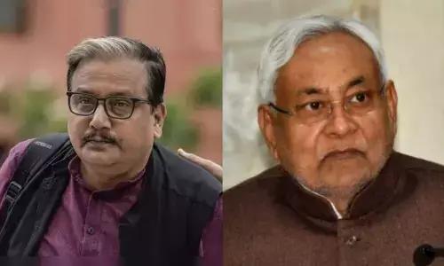 RJD सांसद मनोज झा ने दिलीप जायसवाल के बयान पर ली चुटकी, CM नीतीश कुमार को दैवीय शक्ति बताने पर कसा तंज RJD सांसद मनोज झा ने दिलीप जायसवाल के बयान पर ली चुटकी, CM नीतीश कुमार को दैवीय शक्ति बताने पर कसा तंज