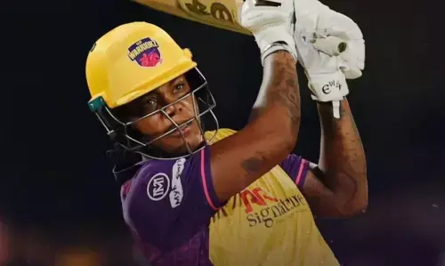 दिल्ली कैपिटल्स के खिलाफ मैच में चिनेल हेनरी ने रचा इतिहास, बन गई संयुक्त रूप से टूर्नामेंट के इतिहास में सबसे तेज अर्धशतक जड़ने वाली खिलाड़ी दिल्ली कैपिटल्स के खिलाफ मैच में चिनेल हेनरी ने रचा इतिहास, बन गई संयुक्त रूप से टूर्नामेंट के इतिहास में सबसे तेज अर्धशतक जड़ने वाली खिलाड़ी