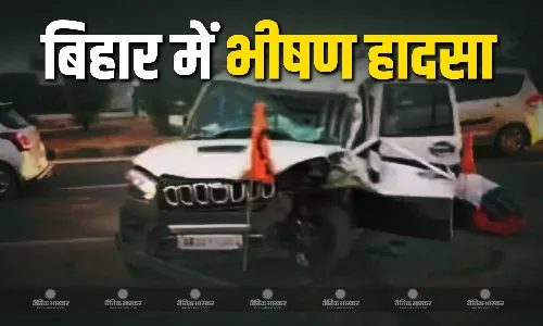 महाकुंभ से लौट रही श्रद्धालुओं से भरी स्कॉर्पियो ने मारी कंटेनर ट्रक में भीषण टक्कर, 3 की मौद, 4 घायल