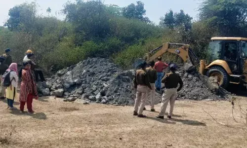 अवैध कोयला खदानों को लेकर एक्शन मोड में प्रशासन अवैध कोयला खदानों को लेकर एक्शन मोड में प्रशासन