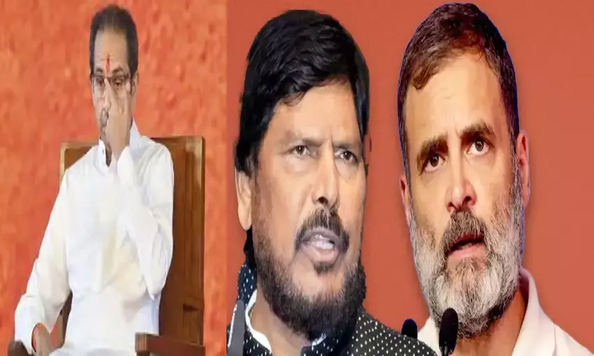 आठवले बोले - महाकुंभ में न जाकर राहुल और उद्धव ने हिंदुत्व का किया अपमान आठवले बोले - महाकुंभ में न जाकर राहुल और उद्धव ने हिंदुत्व का किया अपमान