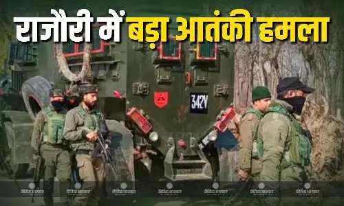 जम्मू-कश्मीर के राजौरी में सेना की गाड़ी पर आतंकी हमला, सर्च ऑपरेशन हुआ शुरू