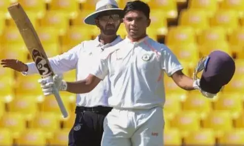 टीम के लिए उम्मीद की किरण बनकर उभरे करुण और दानिश, मैदान पर दिखा युवा जोश और अनुभव का बेहतरीन संगम