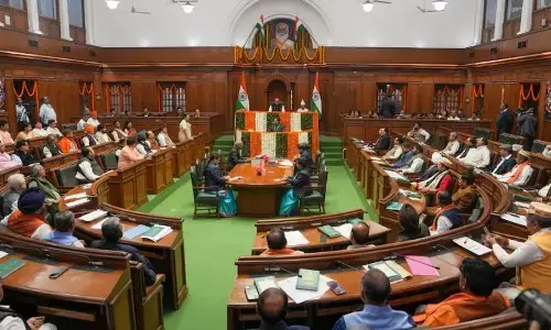 BJP-AAP के बीच बवाल जारी, सदन में कल पेश हो सकती है CAG की दूसरी रिपोर्ट BJP-AAP के बीच बवाल जारी, सदन में कल पेश हो सकती है CAG की दूसरी रिपोर्ट