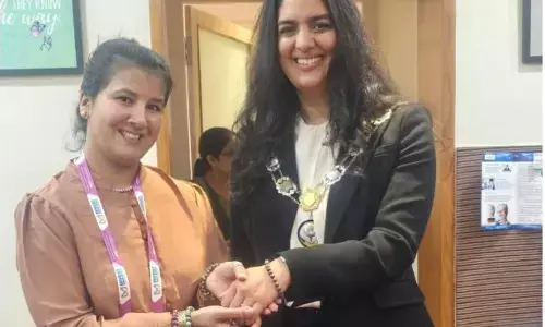 ग्लोबल इन्वेस्टमेंट समिट 2025 में रूही राय और यूके की मेयर प्रेरणा भारद्वाज की खास मुलाकात