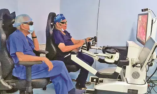 सरकारी अस्पताल में देश की पहली रोबोटिक बायपास सर्जरी, अब तो एआई का है जमाना