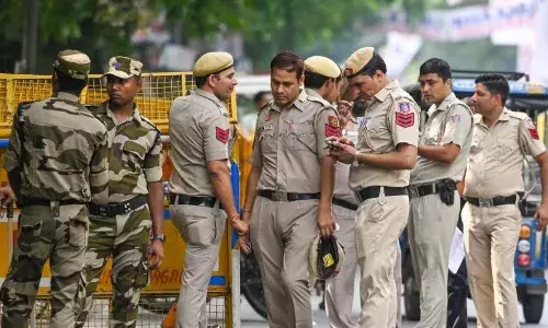 अपराध को रोकने के लिए दिल्ली पुलिस करेगी नए सिरे काम, जेल से बाहर घूम रहे बड़े अपराधियों पर रखी जाएगी नजर अपराध को रोकने के लिए दिल्ली पुलिस करेगी नए सिरे काम, जेल से बाहर घूम रहे बड़े अपराधियों पर रखी जाएगी नजर