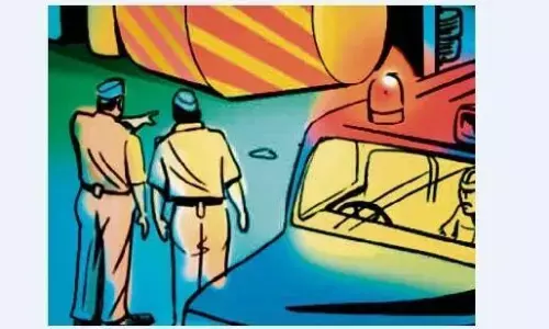 नागौद थाना अंतर्गत बारापत्थर गांव के पास कार की ठोकर से बेटी समेत दम्पति जख्मी नागौद थाना अंतर्गत बारापत्थर गांव के पास कार की ठोकर से बेटी समेत दम्पति जख्मी