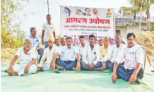 समृद्धि महामार्ग के लिए मांगा प्रति एकड़ 1.30 करोड़ का मुआवजा, किसानों ने शुरू किया अनशन