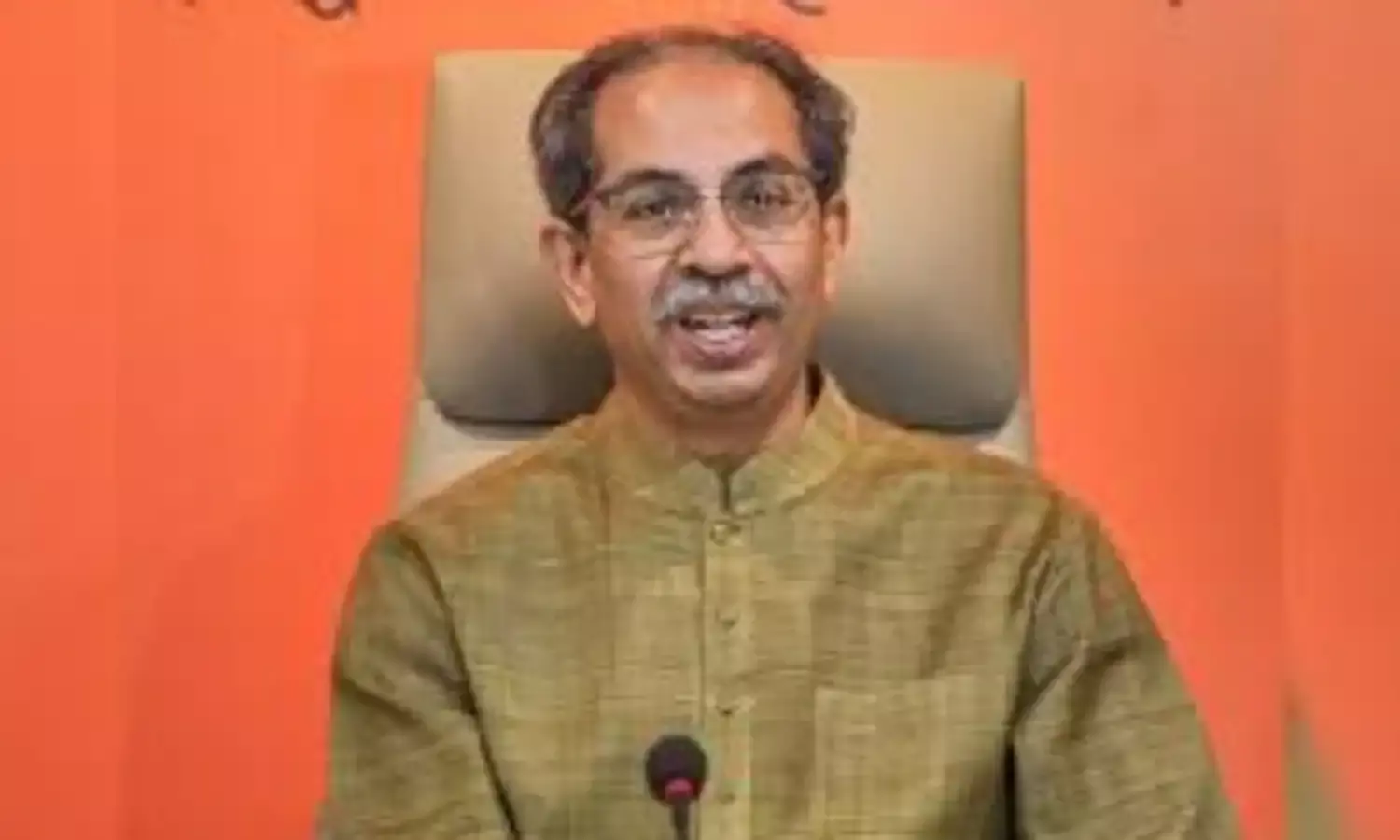 विपक्ष ने उपसभापति गोर्हे के खिलाफ अविश्वास प्रस्ताव लाने दिया नोटिस, उद्धव बोले हो रही है देरी