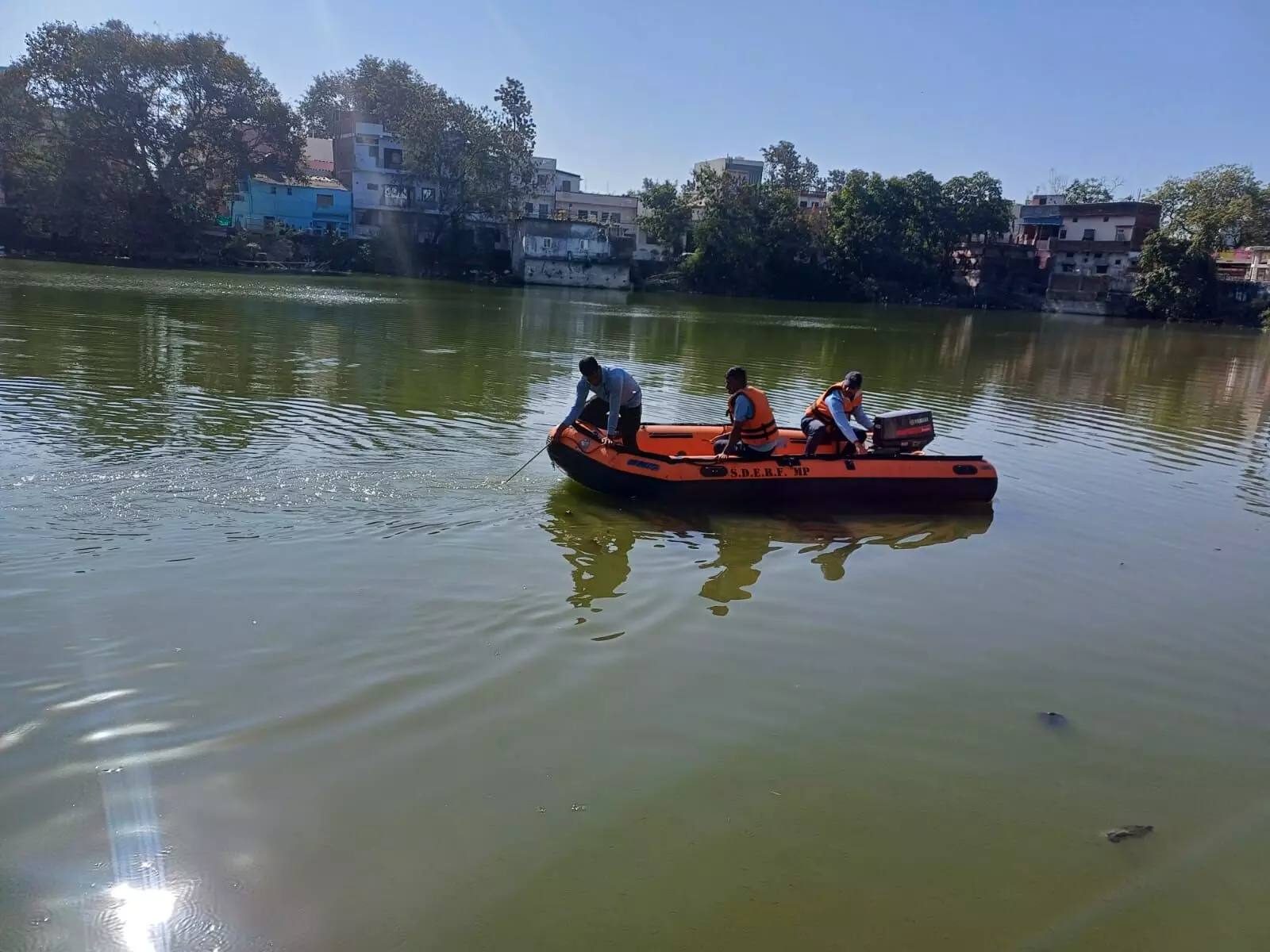 दलदल व चोई में फंसे मिले दोनों छात्रों के शव दलदल व चोई में फंसे मिले दोनों छात्रों के शव