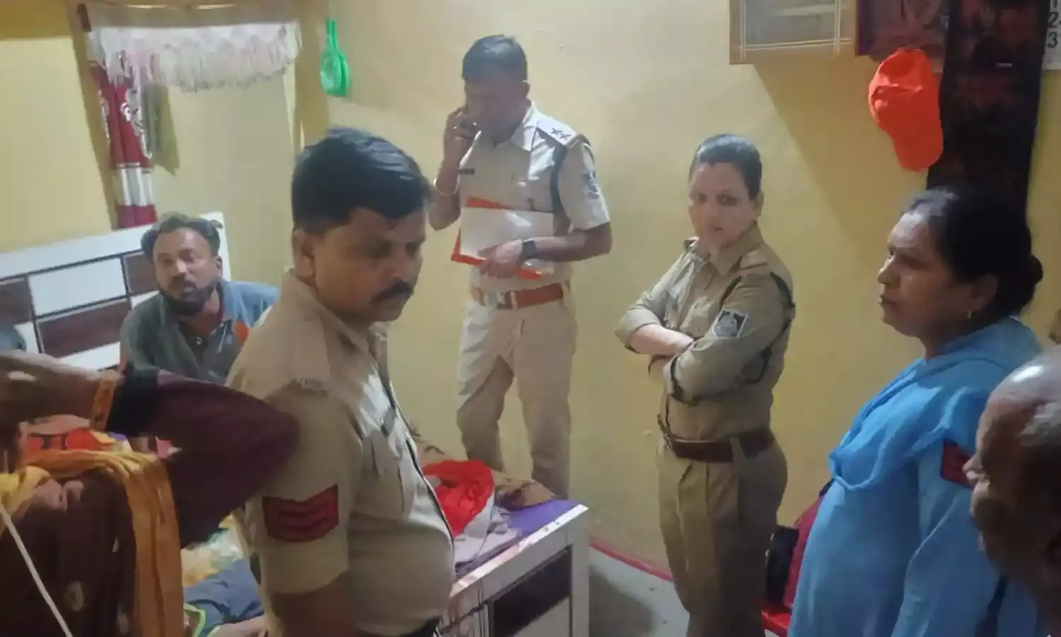 मासूम बेटी की निर्मम हत्या... मां ने दो बेटियों को बेरहमी से पीटा, छोटी बेटी की मौत