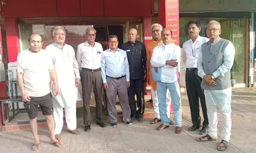 इंतजार करते रहे पेंशनर्स और नहीं पहुंचे अधिकारी, नाराज पेंशनर्स ने फोरम की बैठक का किया बहिष्कार इंतजार करते रहे पेंशनर्स और नहीं पहुंचे अधिकारी, नाराज पेंशनर्स ने फोरम की बैठक का किया बहिष्कार