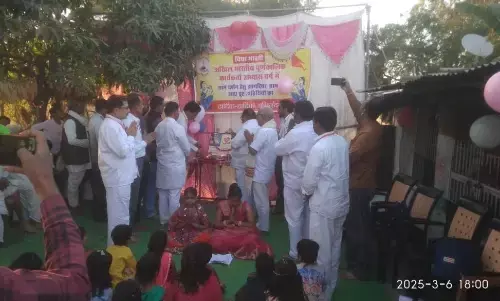 विद्या भारती के पूर्णकालिक कार्यकर्ताओं ने किया ग्राम जीवन का अनुभव