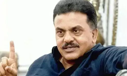 धारावी में वीडियो बनाने के लिए एक यूट्यूबर के तौर पर आए थे राहुल गांधी, शिवसेना नेता संजय निरुपम ने कांग्रेस नेता पर कसा तंज