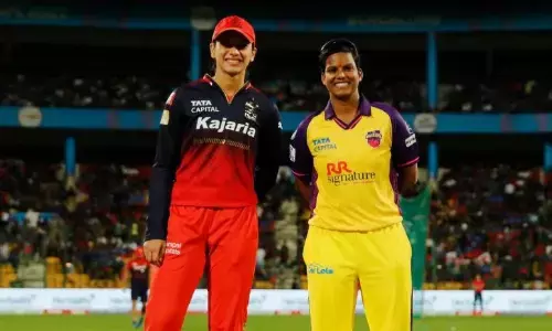 टूर्नामेंट के 18वें मैच में भिड़ेंगी यूपी वॉरियर्स और आरसीबी, जीतने वाले की जाग सकती है किस्मत, ये हो सकती हैं दोनों टीमों की पॉसिबल प्लेइंग-XI टूर्नामेंट के 18वें मैच में भिड़ेंगी यूपी वॉरियर्स और आरसीबी, जीतने वाले की जाग सकती है किस्मत, ये हो सकती हैं दोनों टीमों की पॉसिबल प्लेइंग-XI