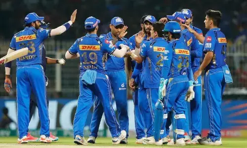 टूर्नामेंट की शुरुआत के पहले मुंबई इंडियंस को लगा तगड़ा झटका, चोट की वजह से बाहर हुए लिजाद विलियम्स, इस घातक ऑलराउंडर को मिली जगह टूर्नामेंट की शुरुआत के पहले मुंबई इंडियंस को लगा तगड़ा झटका, चोट की वजह से बाहर हुए लिजाद विलियम्स, इस घातक ऑलराउंडर को मिली जगह