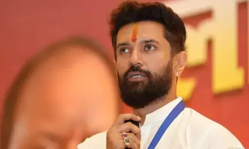 केंद्रीय मंत्री चिराग पासवान ने नेता प्रतिपक्ष तेजस्वी यादव पर साधा निशाना, कहा - दिन में सपने देख रहे हैं, नीतीश कुमार ही बनेंगे बिहार के सीएम