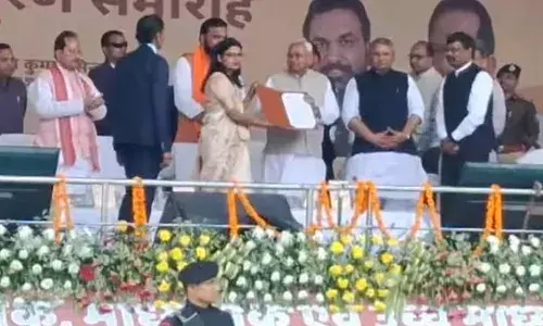 CM नीतीश कुमार ने 10,000 शिक्षकों को बांटे नियुक्ति पत्र, राज्य में शिक्षकों का आंकड़ा हुआ 2,68,548