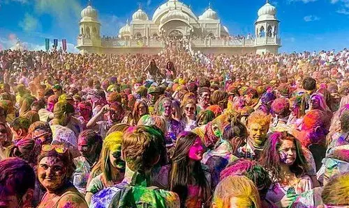 रंगों के त्योहार में रंगने के लिए पूरा भारत कर रहा है इंतजार, जानें और किन देशों में होली का हो रहा है इंतजार रंगों के त्योहार में रंगने के लिए पूरा भारत कर रहा है इंतजार, जानें और किन देशों में होली का हो रहा है इंतजार