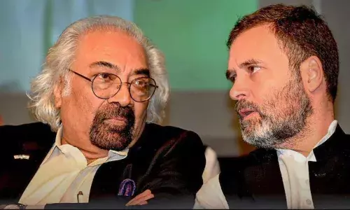 मुश्किलों में घिरे कांग्रेस नेता सैम पित्रोदा, कर्नाटक में दर्ज हुई एफआईआर, जानें पूरा मामला