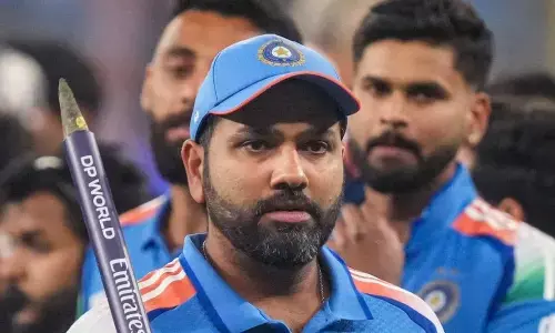 आईसीसी चैंपियंस ट्रॉफी टीम में कोहली समेत टीम इंडिया के 5 खिलाड़ियों का नाम शामिल, कप्तान रोहित को नहीं मिली जगह आईसीसी चैंपियंस ट्रॉफी टीम में कोहली समेत टीम इंडिया के 5 खिलाड़ियों का नाम शामिल, कप्तान रोहित को नहीं मिली जगह