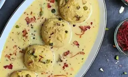 होली पर गुजिया के अलावा मीठे में क्या बनाएं? अगर आपके मन में भी है यही सवाल तो इस रेसिपी पर भी एक बार जरूर डालें नजर होली पर गुजिया के अलावा मीठे में क्या बनाएं? अगर आपके मन में भी है यही सवाल तो इस रेसिपी पर भी एक बार जरूर डालें नजर