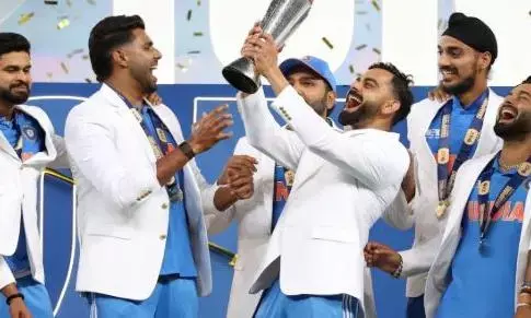 चैंपियंस ट्रॉफी के बाद अब विजयरथ को आगे बढ़ाएगी टीम इंडिया, अगले 5 सालों में इतने आईसीसी इवेंट के खिताब अपने नाम कर सकता है भारत चैंपियंस ट्रॉफी के बाद अब विजयरथ को आगे बढ़ाएगी टीम इंडिया, अगले 5 सालों में इतने आईसीसी इवेंट के खिताब अपने नाम कर सकता है भारत