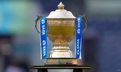 ओपनिंग मैच में होगी आरसीबी और केकेआर की टक्कर, लेकिन आकड़ें बढ़ा सकती हैं दोनों टीमों की टेंशन ओपनिंग मैच में होगी आरसीबी और केकेआर की टक्कर, लेकिन आकड़ें बढ़ा सकती हैं दोनों टीमों की टेंशन