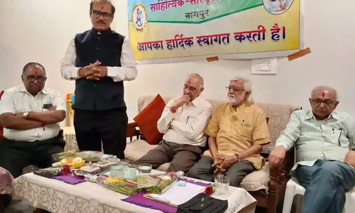 कवियों ने एक से बढ़कर एक रचनाएं सुनाकर बांधा समा, बटोरी तालियां हुई वाह....वाह....