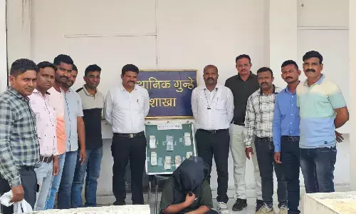 ऑनलाइन क्रिकेट सट्टा पर एलसीबी का छापा, 42 लाख रुपए के माल समेत एक गिरफ्तार