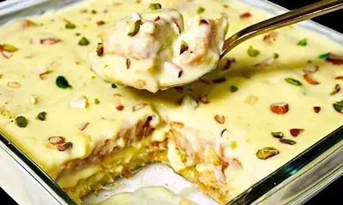 इस रंग पंचमी में बनाना चाहते हैं मीठे में कुछ अच्छा, तो शाही टुकड़े की इस आसान रेसिपी को करें ट्राई, सब लोग हो जाएंगे खुश इस रंग पंचमी में बनाना चाहते हैं मीठे में कुछ अच्छा, तो शाही टुकड़े की इस आसान रेसिपी को करें ट्राई, सब लोग हो जाएंगे खुश