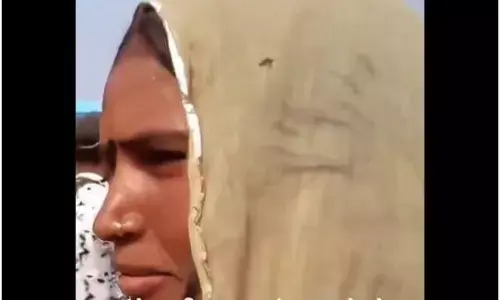 पुष्कर मेला देखने आए अंग्रेज को कर दिया बंजारन ने हैरान, बोली ऐसी इंग्लिश खुद अंग्रेज ने भी की तारीफ, वायरल हो रहा वीडियो