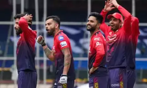 इस बार भी खिताब अपने नाम करने से चूंक सकती है आरसीबी! टीम को इन 3 विकनेस पर करना होगा काम इस बार भी खिताब अपने नाम करने से चूंक सकती है आरसीबी! टीम को इन 3 विकनेस पर करना होगा काम