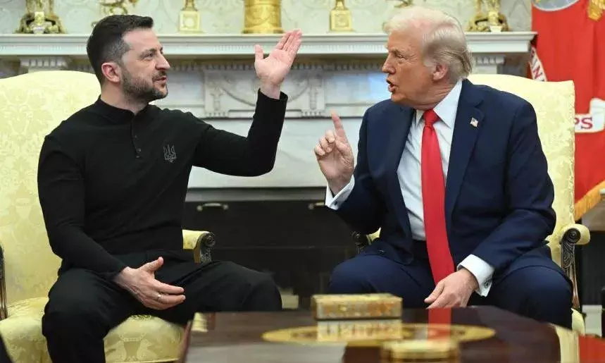जेलेंस्की और ट्रंप के बीच फोन पर हुई एक घंटे बात, सीजफायर के मुद्दे पर हुई चर्चा जेलेंस्की और ट्रंप के बीच फोन पर हुई एक घंटे बात, सीजफायर के मुद्दे पर हुई चर्चा